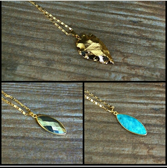 Function and fringe necklaces - Picture 4 of 5